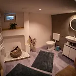 Gemuetliche 2-zimmer Souterrain * Düsseldorf